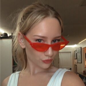 Meet your Posher, Tanner